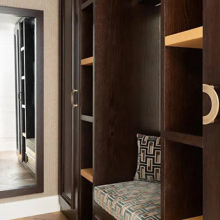 Апартаменты Highstay - Luxury Serviced - Place Des Victoires *